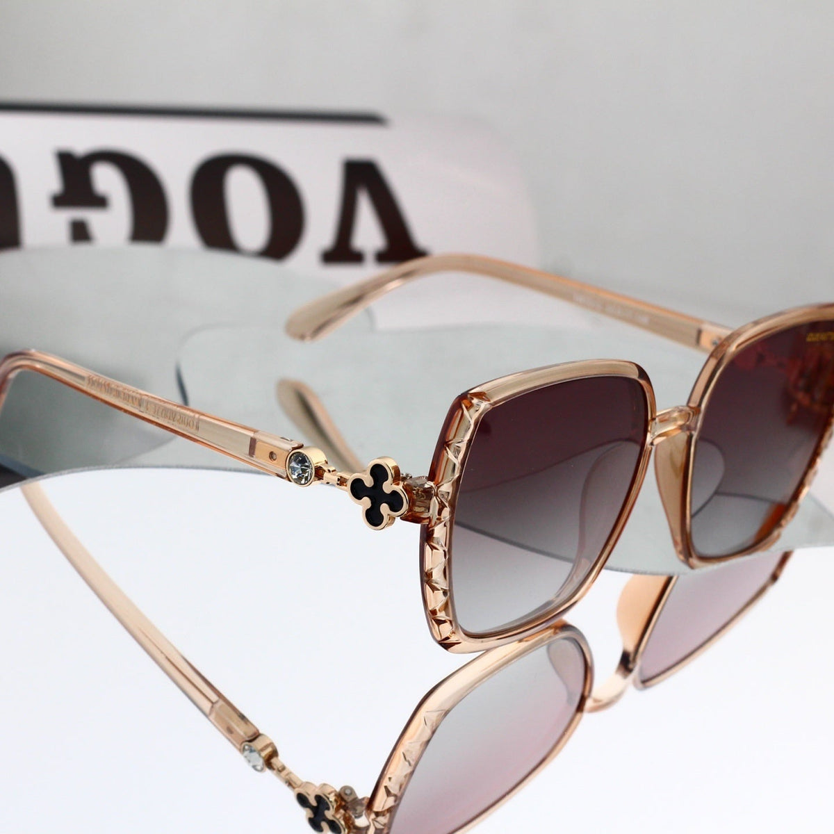 Louis vuitton Vintage Oversized Fashion Sunglasses in Multiple Colors 68823 Mixed