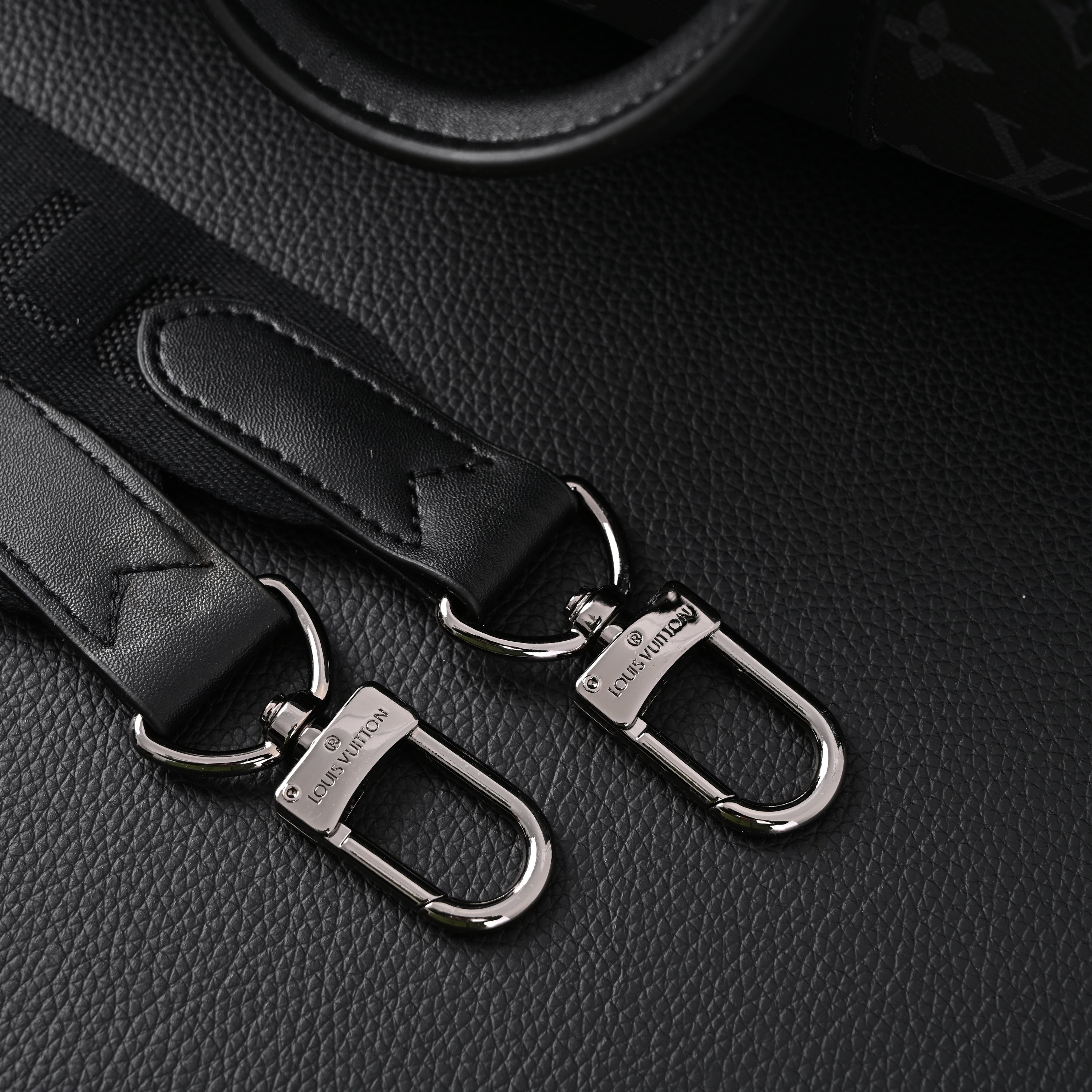 Louis Vuitton Keepall Bandoulière 50 – Monogram Eclipse Canvas